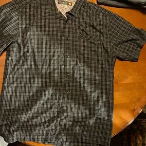 Quicksilver waterman grey and black plaid xl